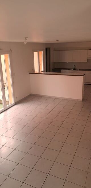  Appartement � louer 3 pi�ces 78 m�