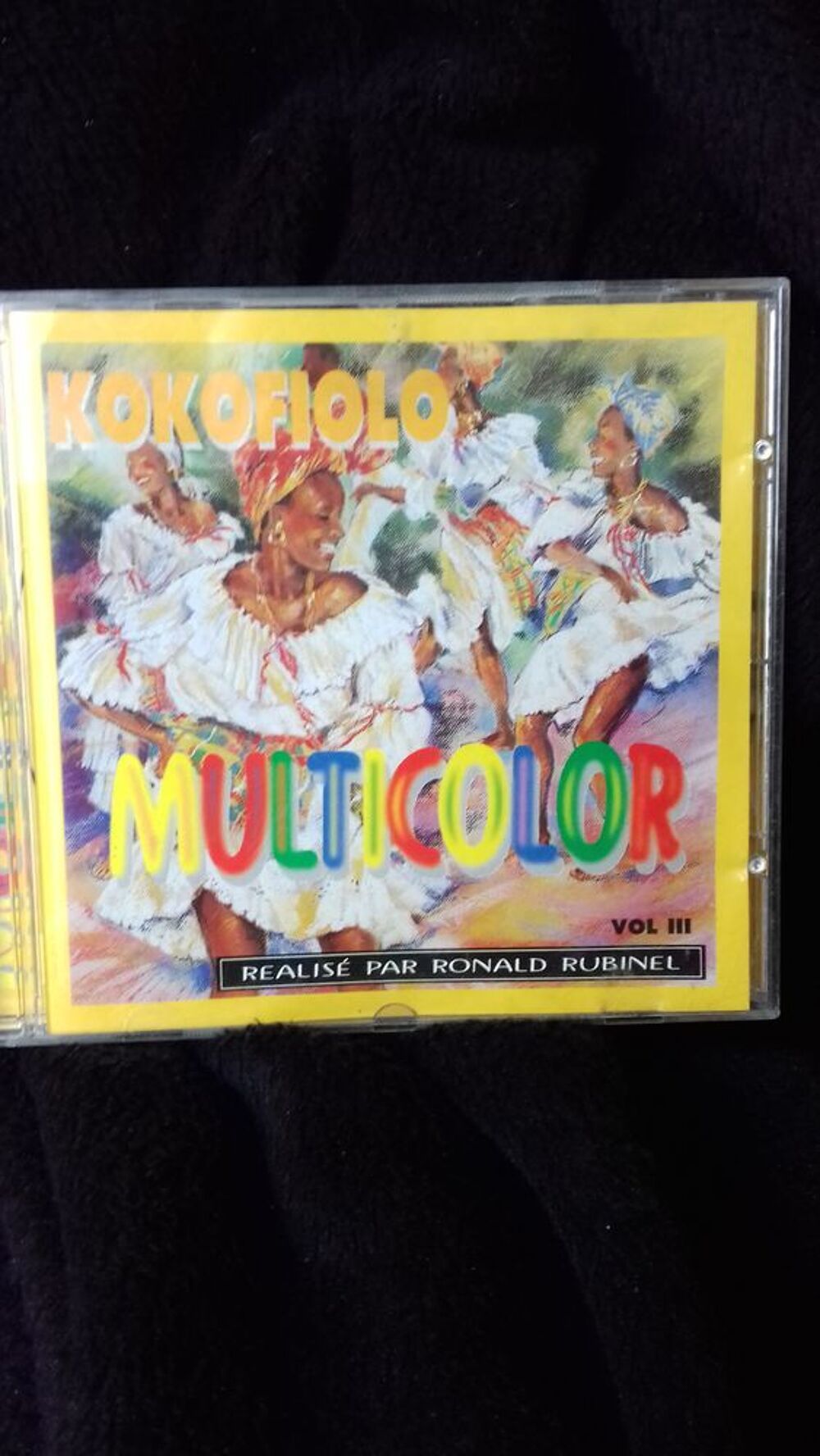 un cd de musique tropicale CD et vinyles