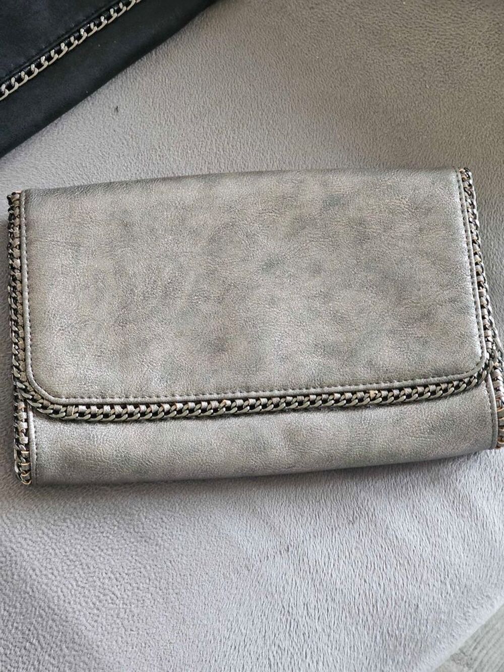 6 pochettes Neuve Maroquinerie