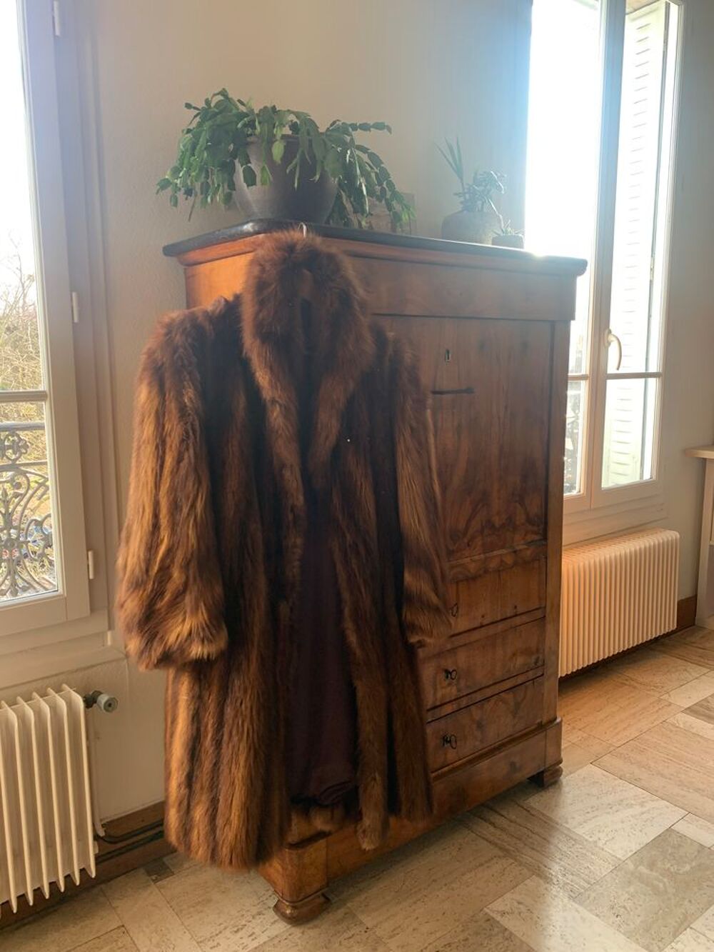 Manteau de vison en excellent &eacute;tat. Vêtements