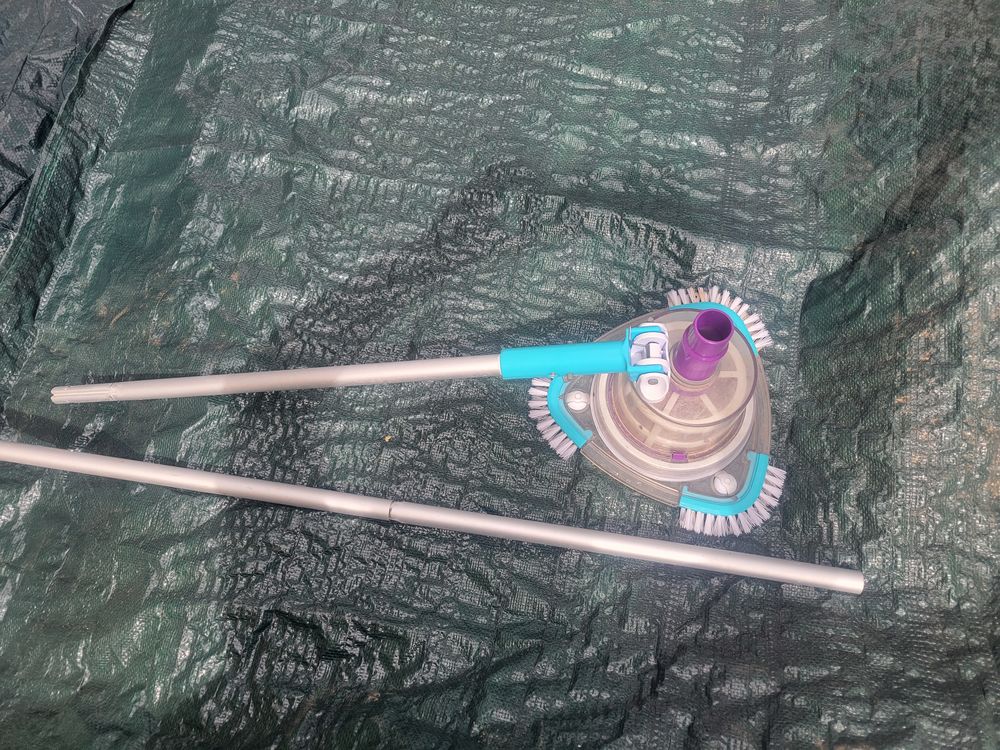Aspirateur piscine hors sol Jardin