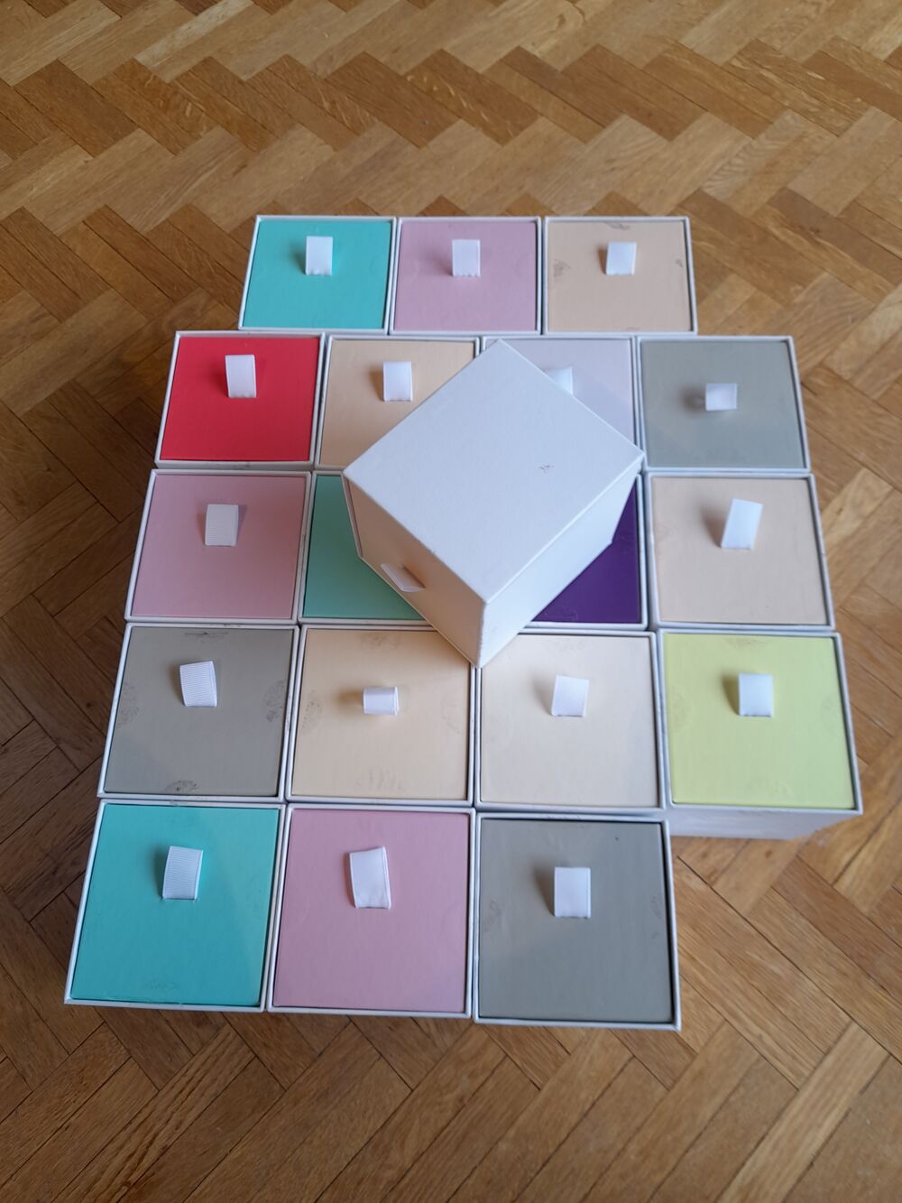 Boites &agrave; d&eacute;corer Bricolage