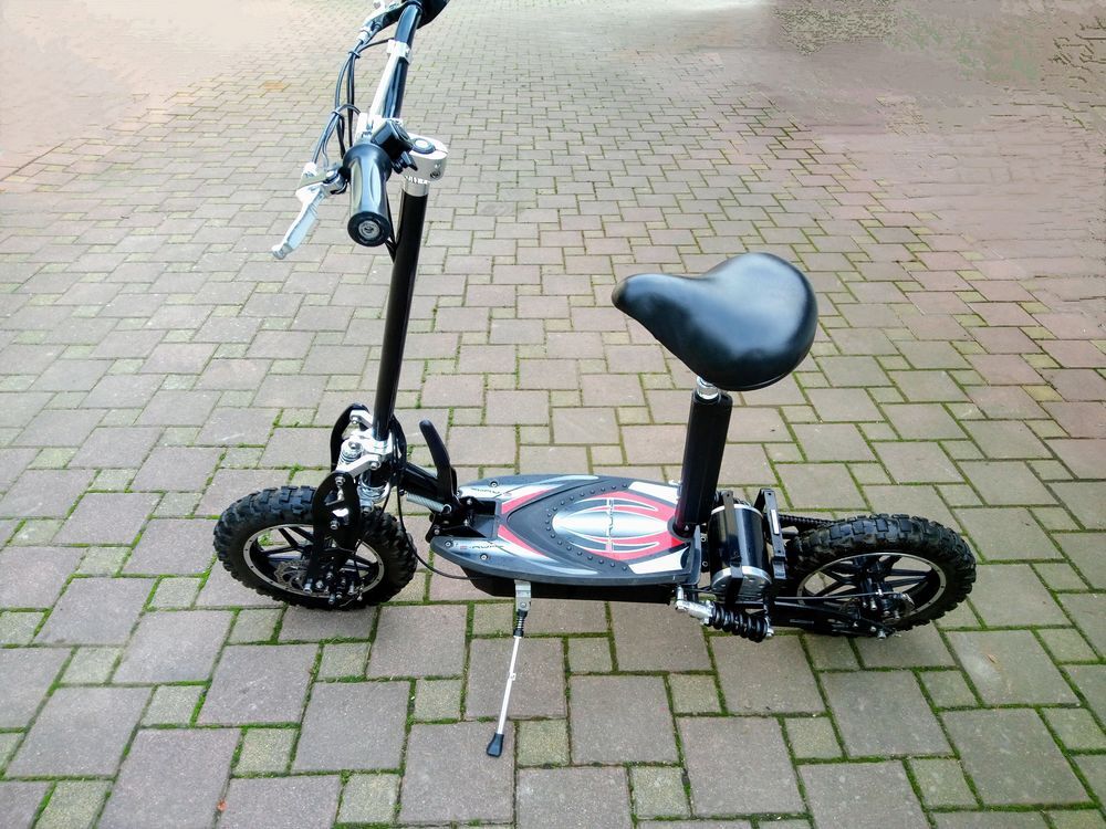 Trottinette &eacute;lectrique CROSS Sports