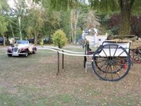   très belle calèche 4 roue et calèche deux roue  etc  