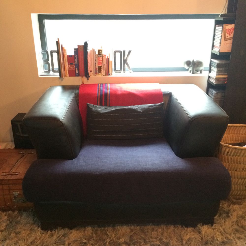 Fauteuil cuir et tissu Maison Coloniale Meubles