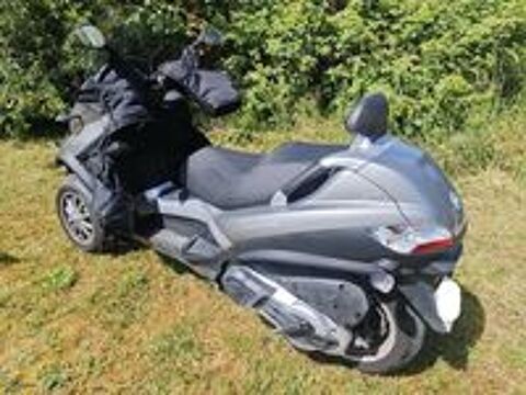 PIAGGIO 2009 occasion 78580 Bazemont