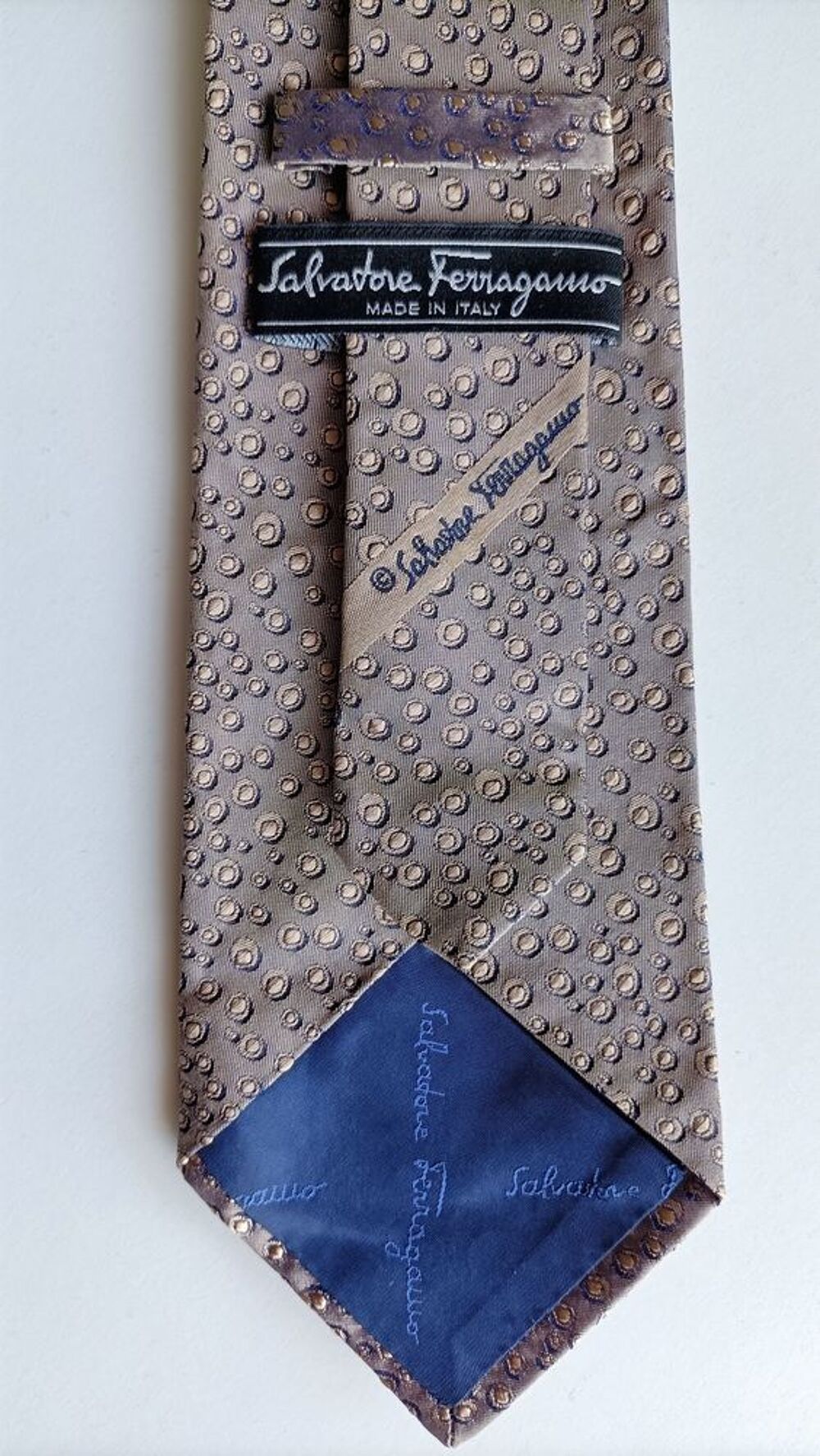 cravate 100% soie Salvator Ferragamo Vêtements
