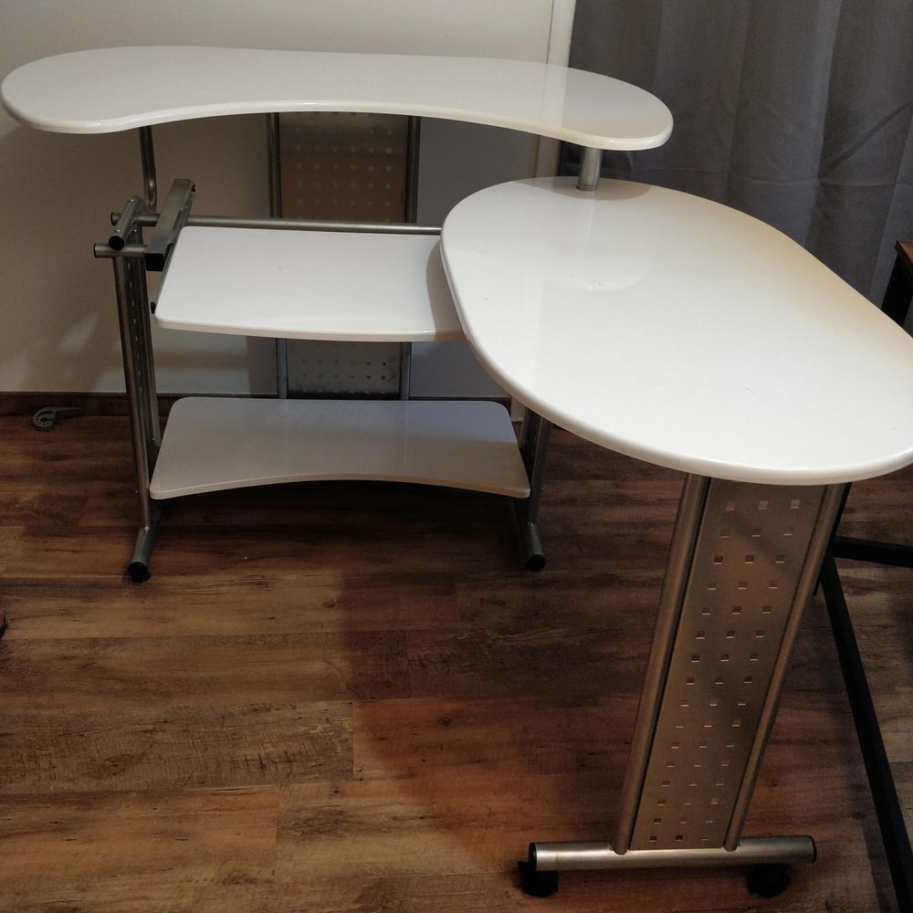 Bureau multim&eacute;dia blanc Meubles