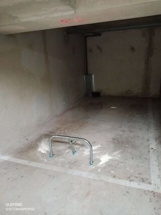  Parking / Garage � louer 12 m�