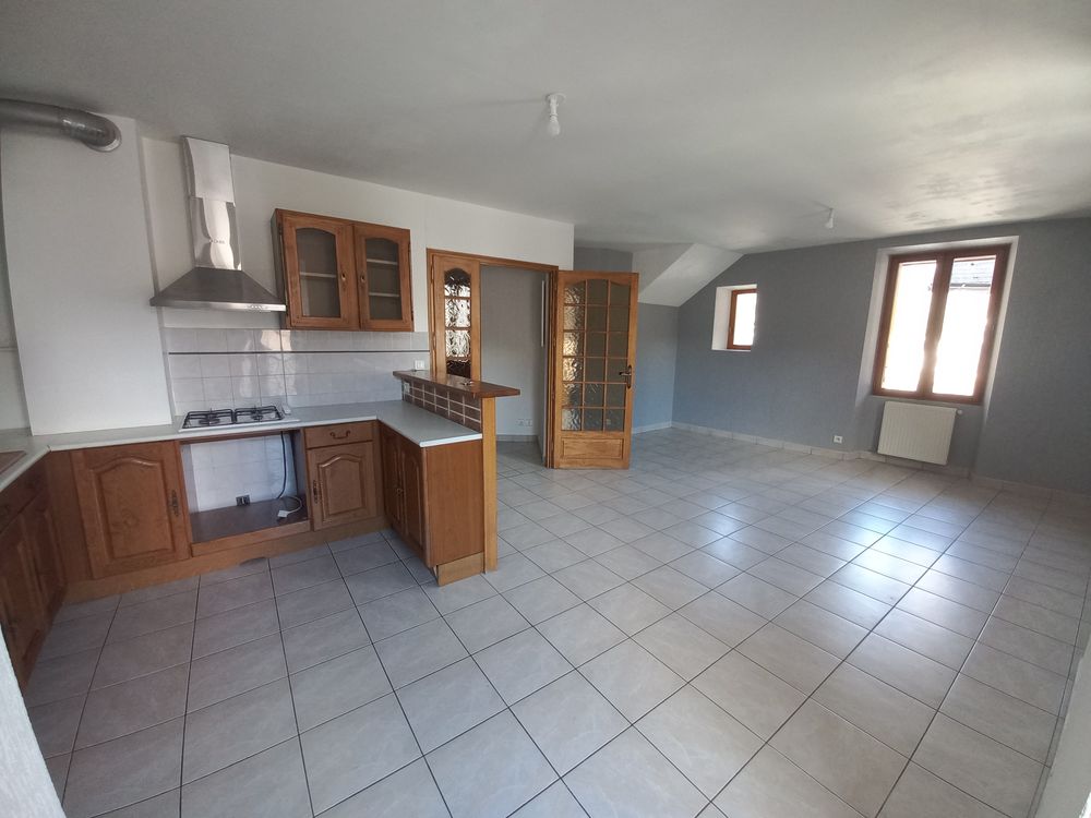 Location Appartement T3 Centre Ville Saint-jean-de-maurienne
