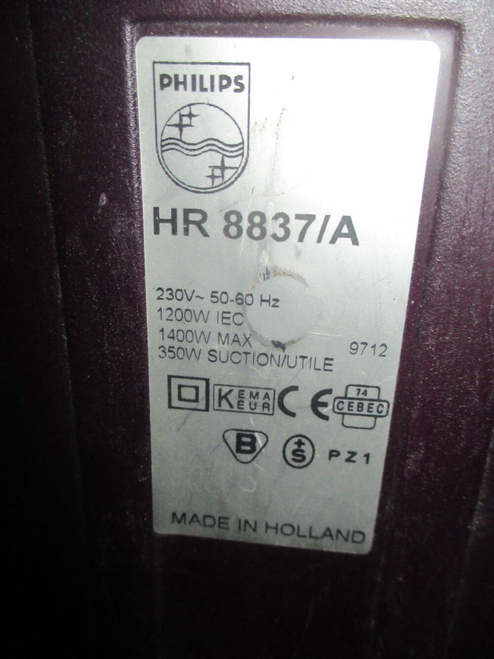 Aspirateur traineau Philips Vision Turbo Max , 1400 watts , Electroménager