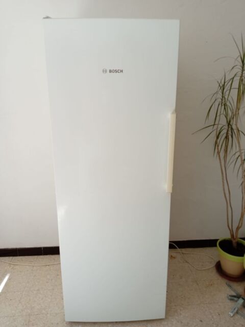 R�frig�rateur BOSCH  Arles (13)