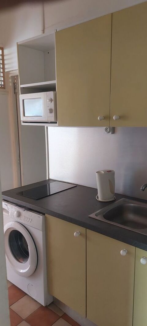  Appartement � louer 2 pi�ces 21 m� Petit-bourg