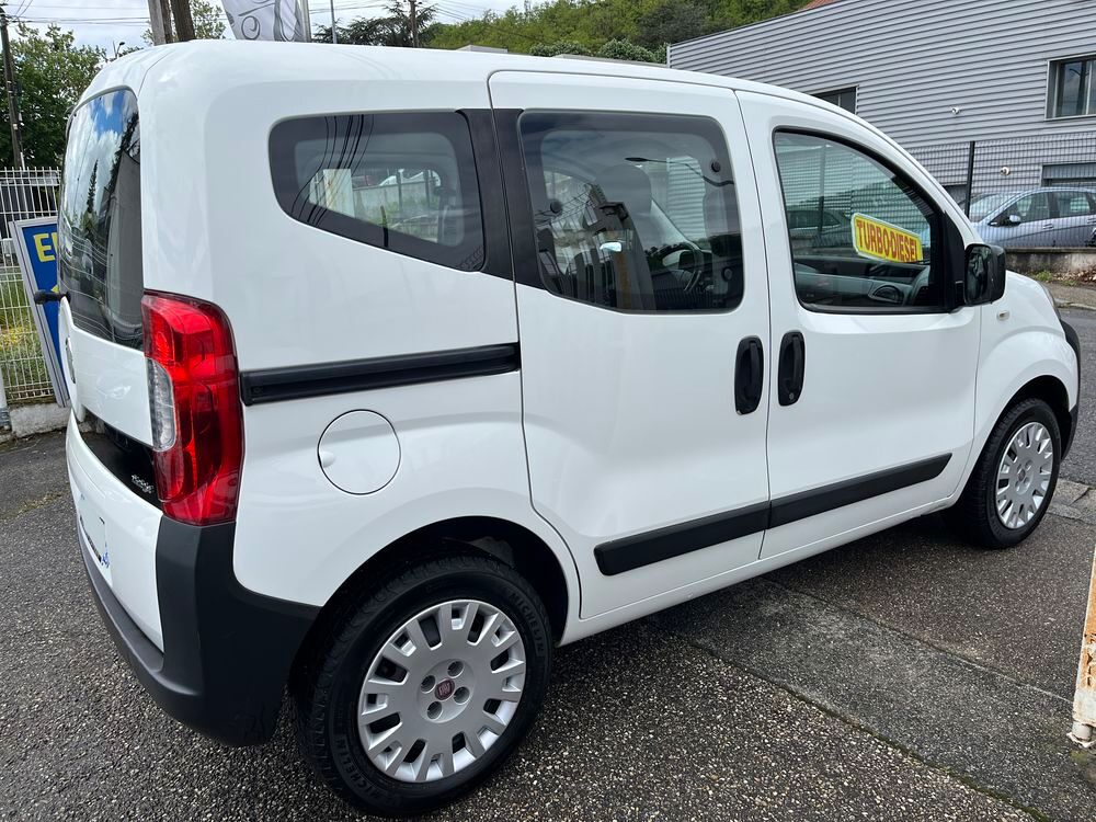 QUBO 1.3 HDI / 4CV 2011 occasion 42700 Firminy
