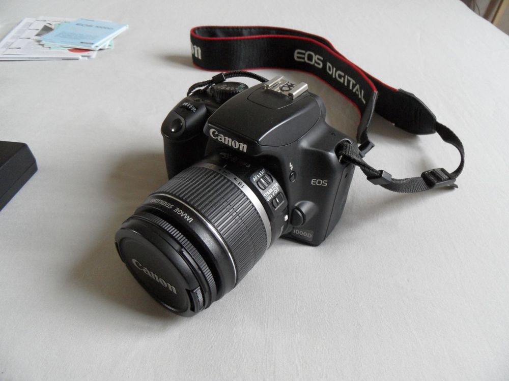 Appareil Canon EOS 1000D en bon &eacute;tat + Accessoires Photos/Video/TV