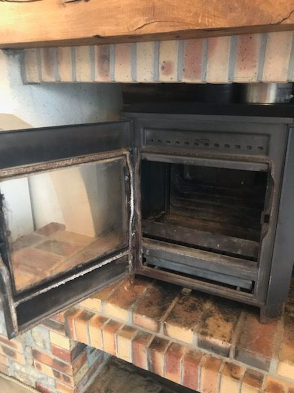 Po&ecirc;le &agrave; bois INVICTA Meubles