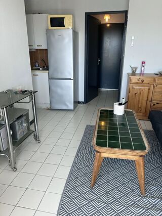  Appartement à louer 2 pièces 37 m²