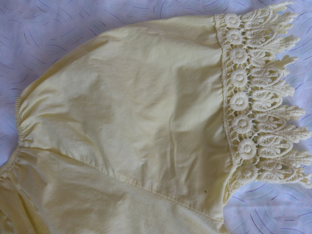 BLOUSE / CORSAGE jaune Vêtements