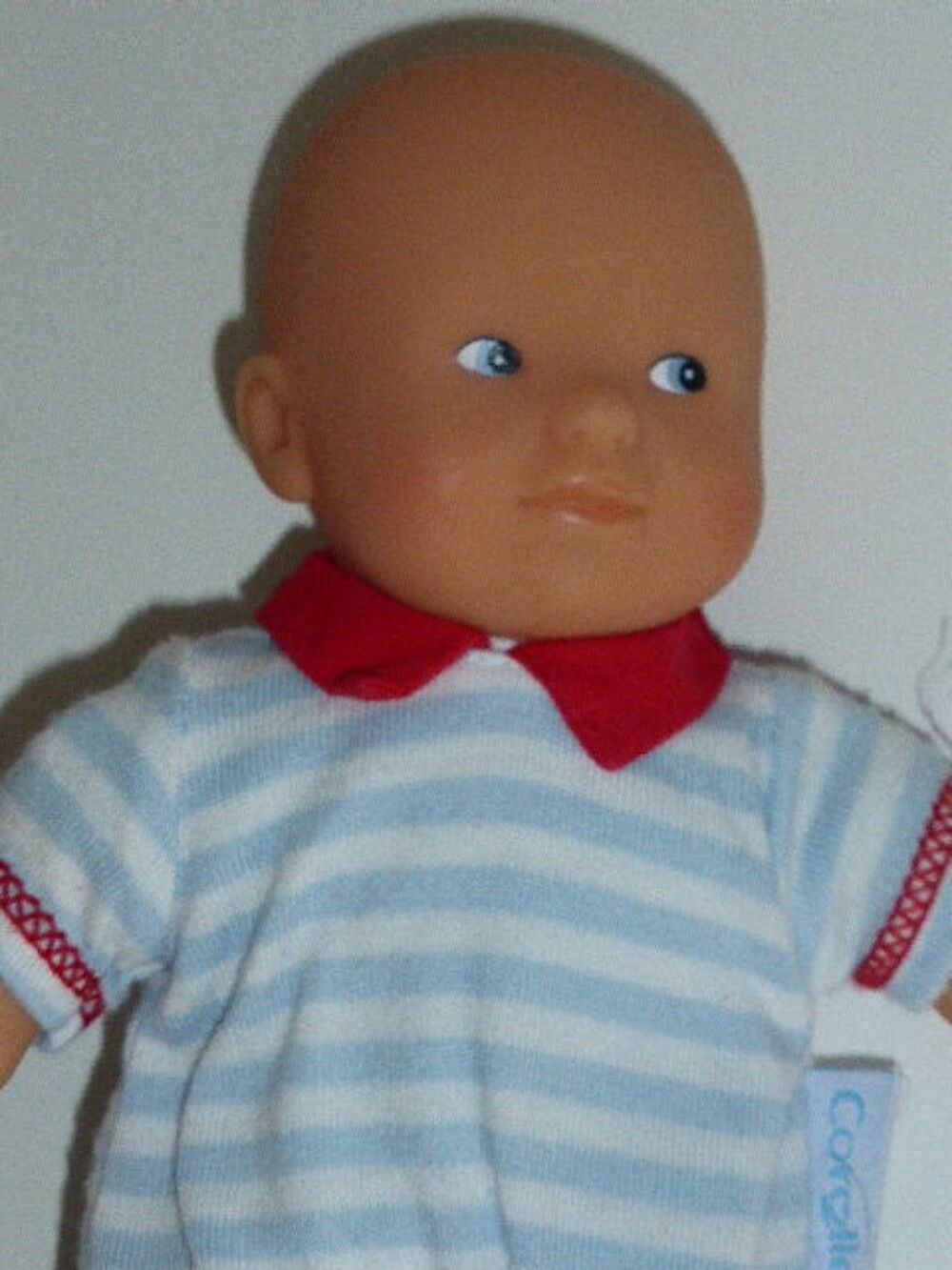 COROLLE Poup&eacute;e b&eacute;b&eacute; Mini calin combinaison ciel blanc rouge Jeux / jouets
