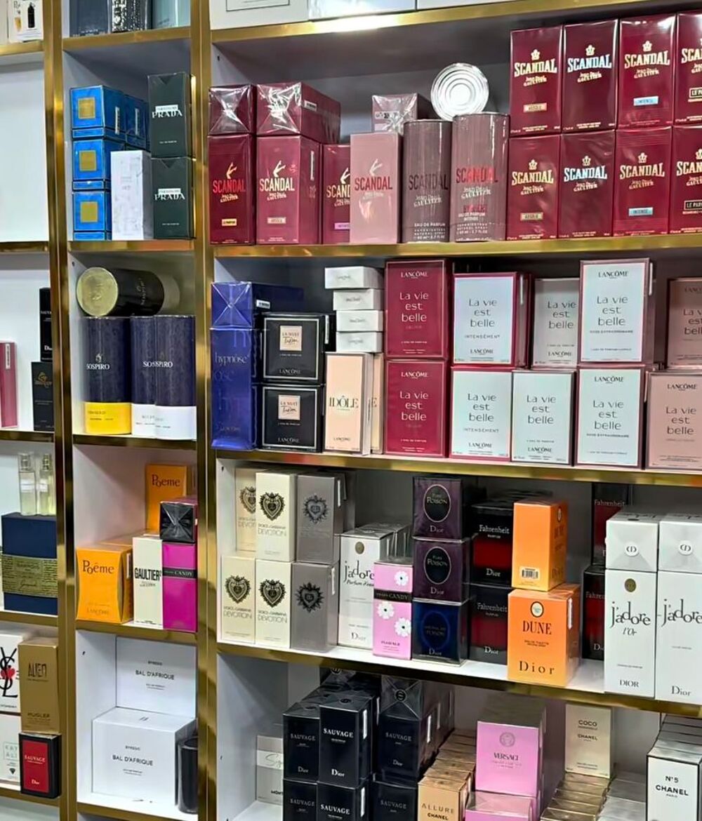 Parfums hommes et femmes 80-100 ml 