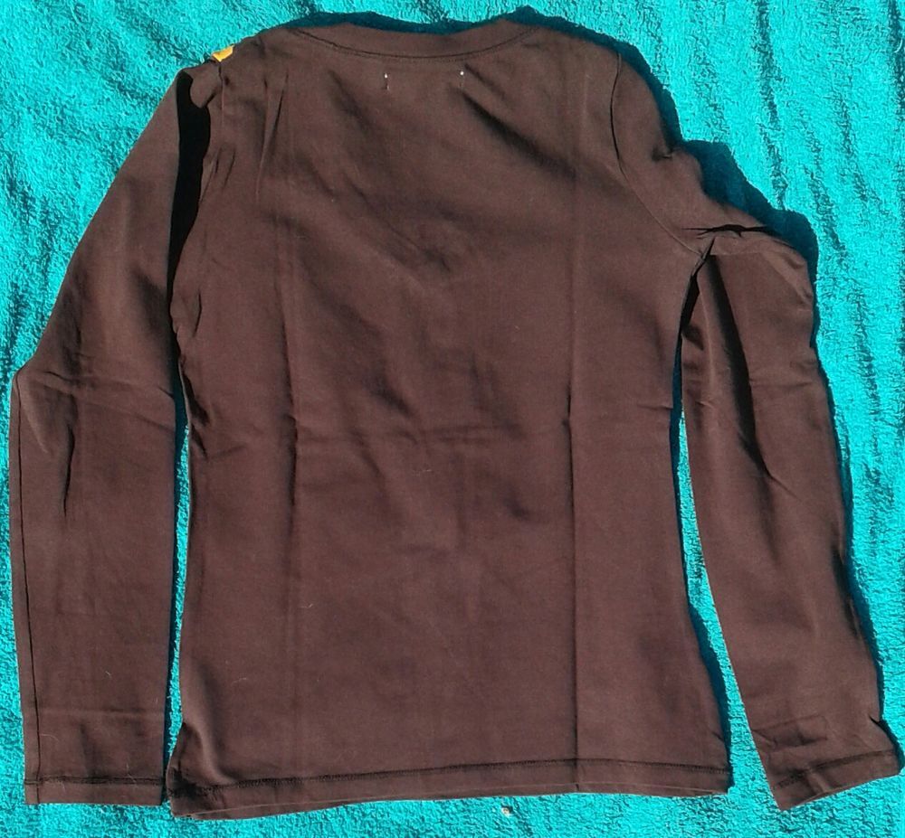 t-shirt marron Vêtements
