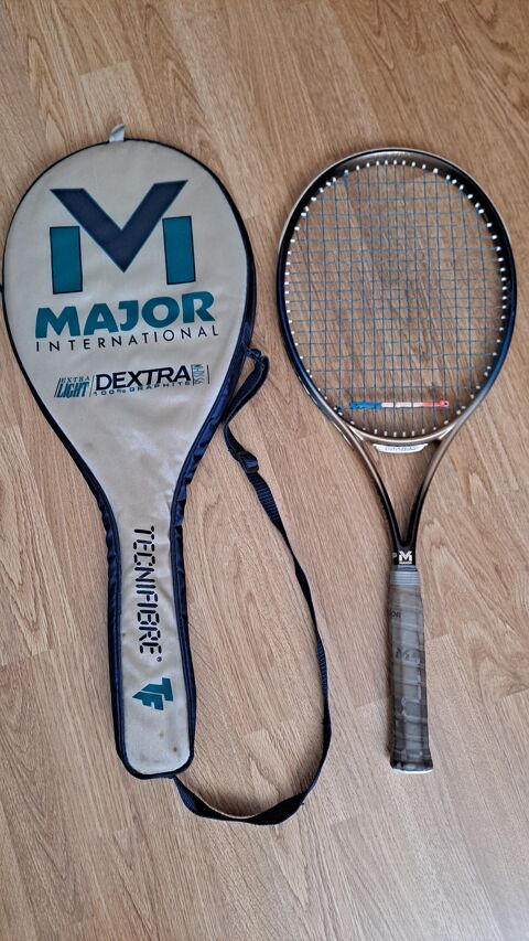 Raquette de tennis MAJOR DEXTRA Fibre de carbone 25 Issy-les-Moulineaux (92)