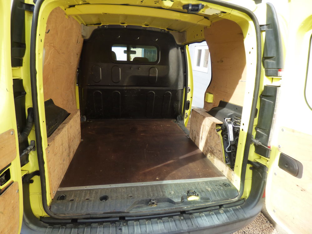 Kangoo Express KANGOO EXPRESS L1 1.5 DCI 90 ENERGY M.O.F 2015 occasion 69640 Lacenas