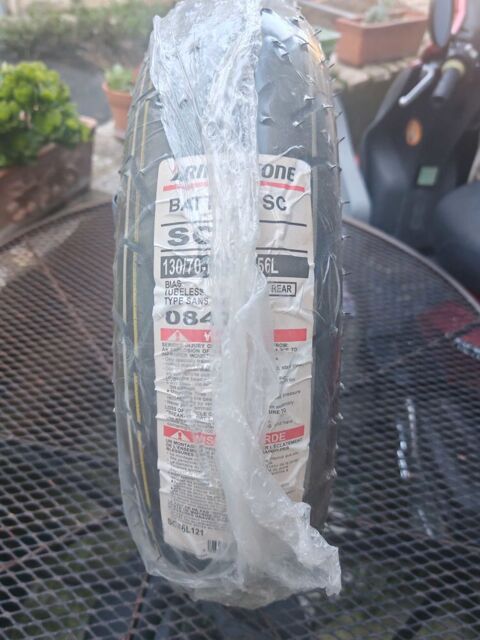 Pi&egrave;ces et &eacute;quipements Moto - Scooter - Quad Pneu moto - roues moto  occasion Saint-Maurice-de-Cazevieille 30360