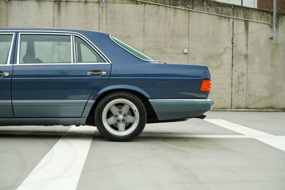 560 SEL 1990 occasion 59310 Auchy-lez-Orchies