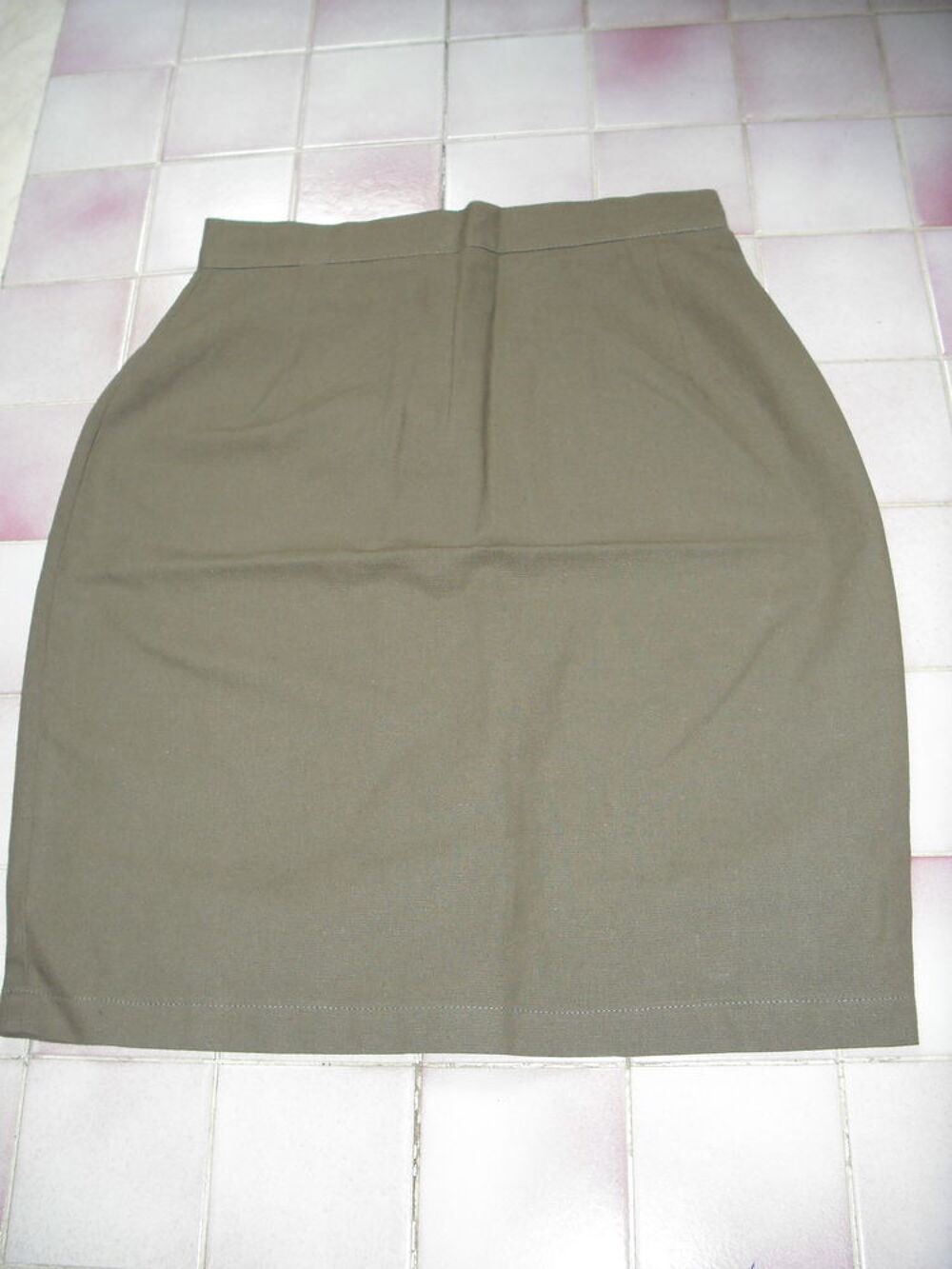 Jupe courte kaki Vêtements