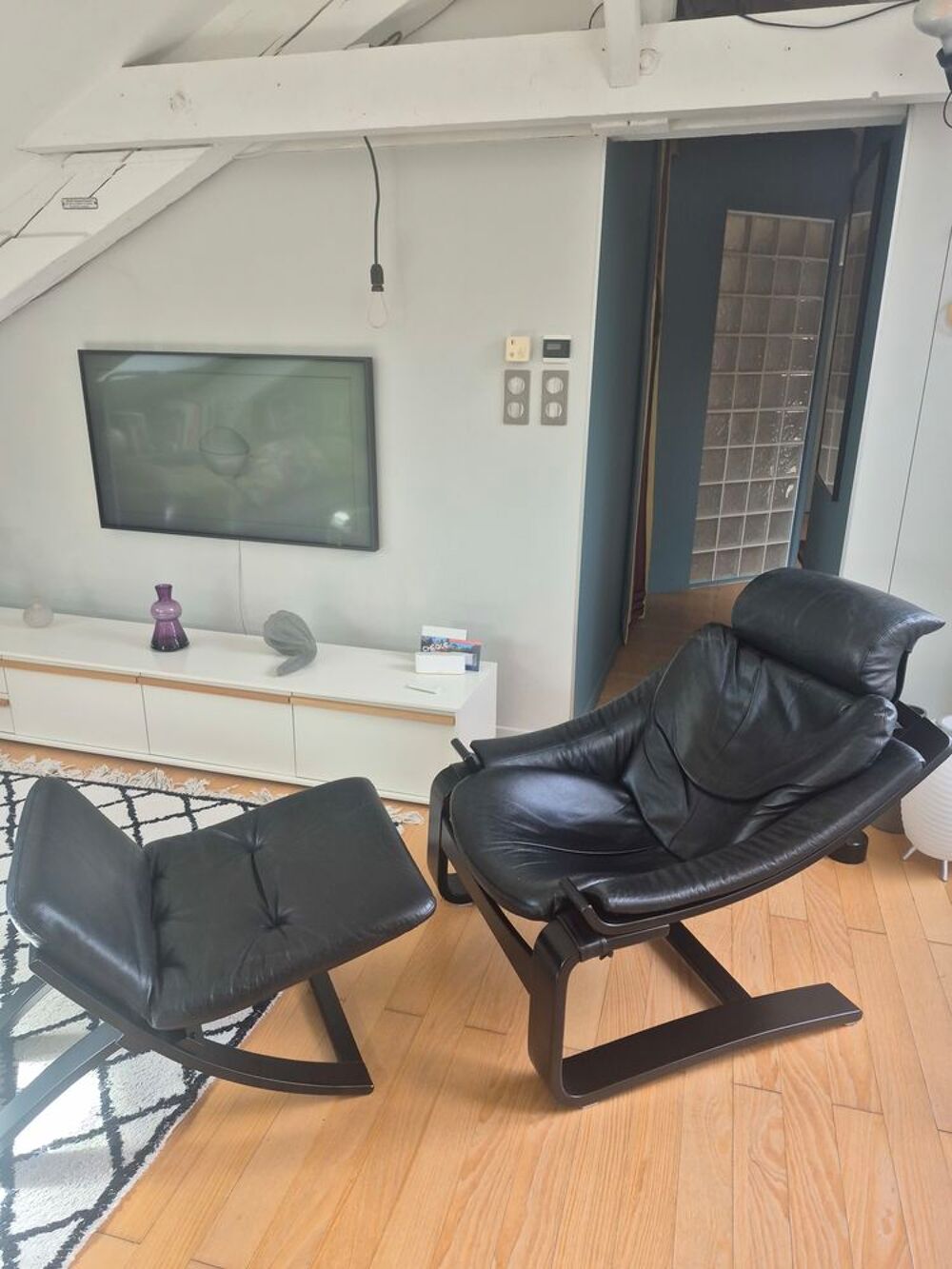 2 fauteuils kroken Roche Bobois cuir noir Meubles