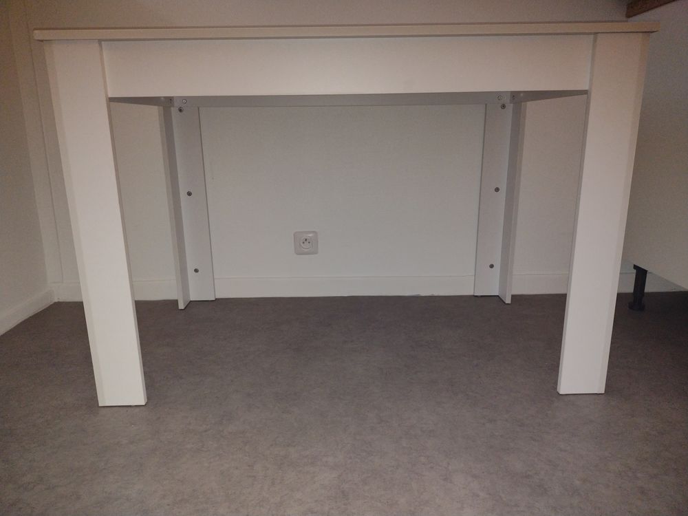 Table a manger Meubles