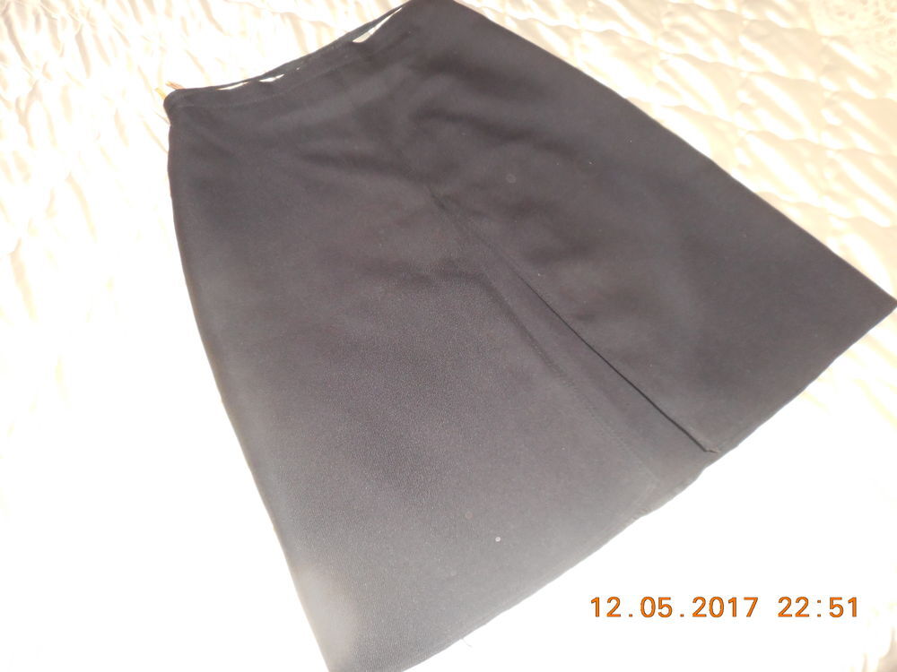 jupe noire Vtements