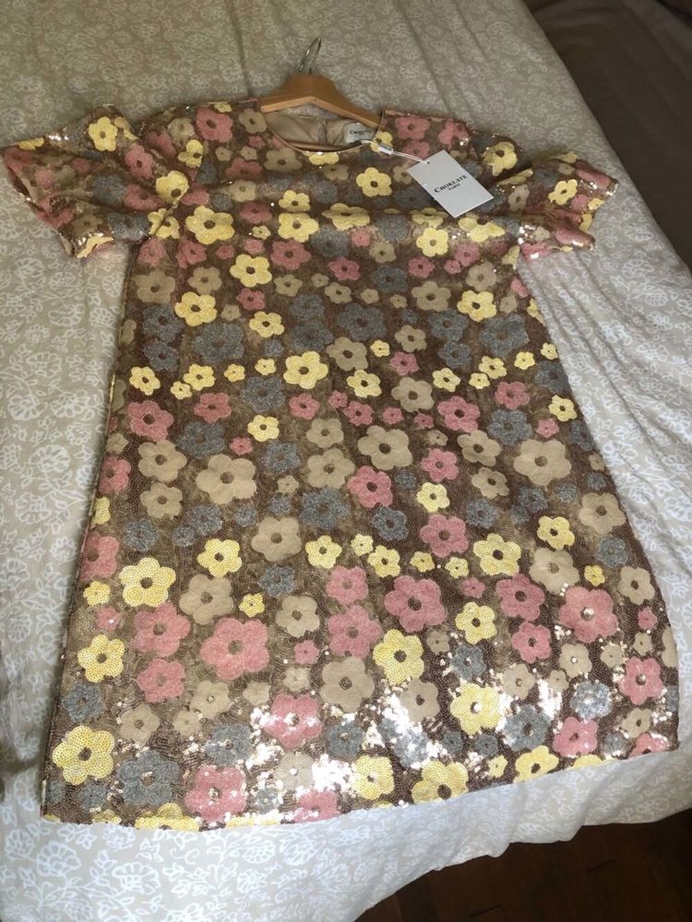 Robe et bol&eacute;ro scintillant Vêtements