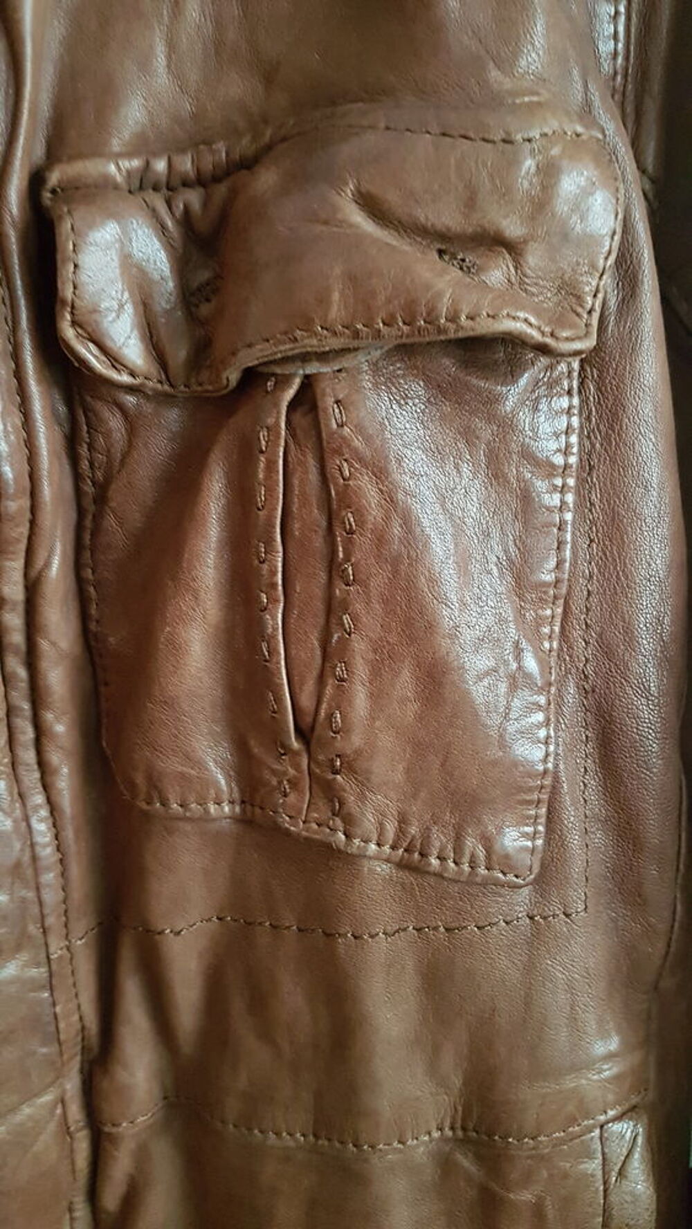 VESTE EN CUIR Vêtements