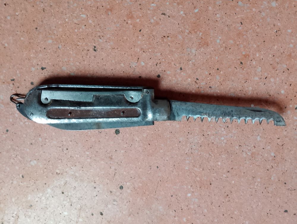 couteau gadget D.F ancien multifonction Bricolage
