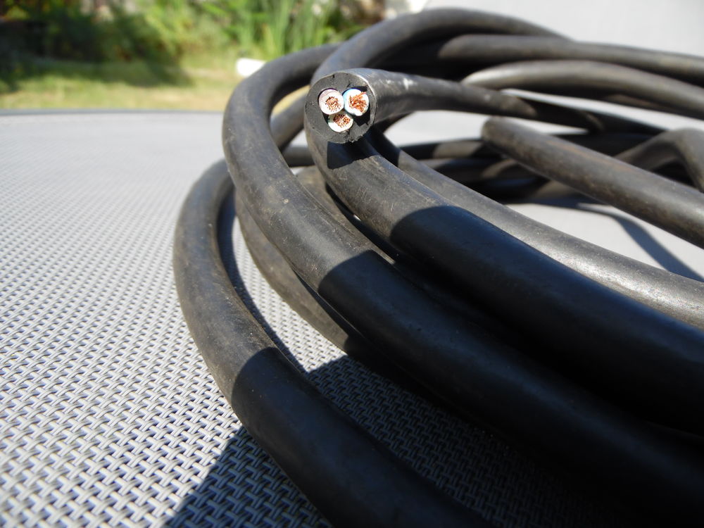 CABLE ELECTRIQUE SOUPLE Bricolage