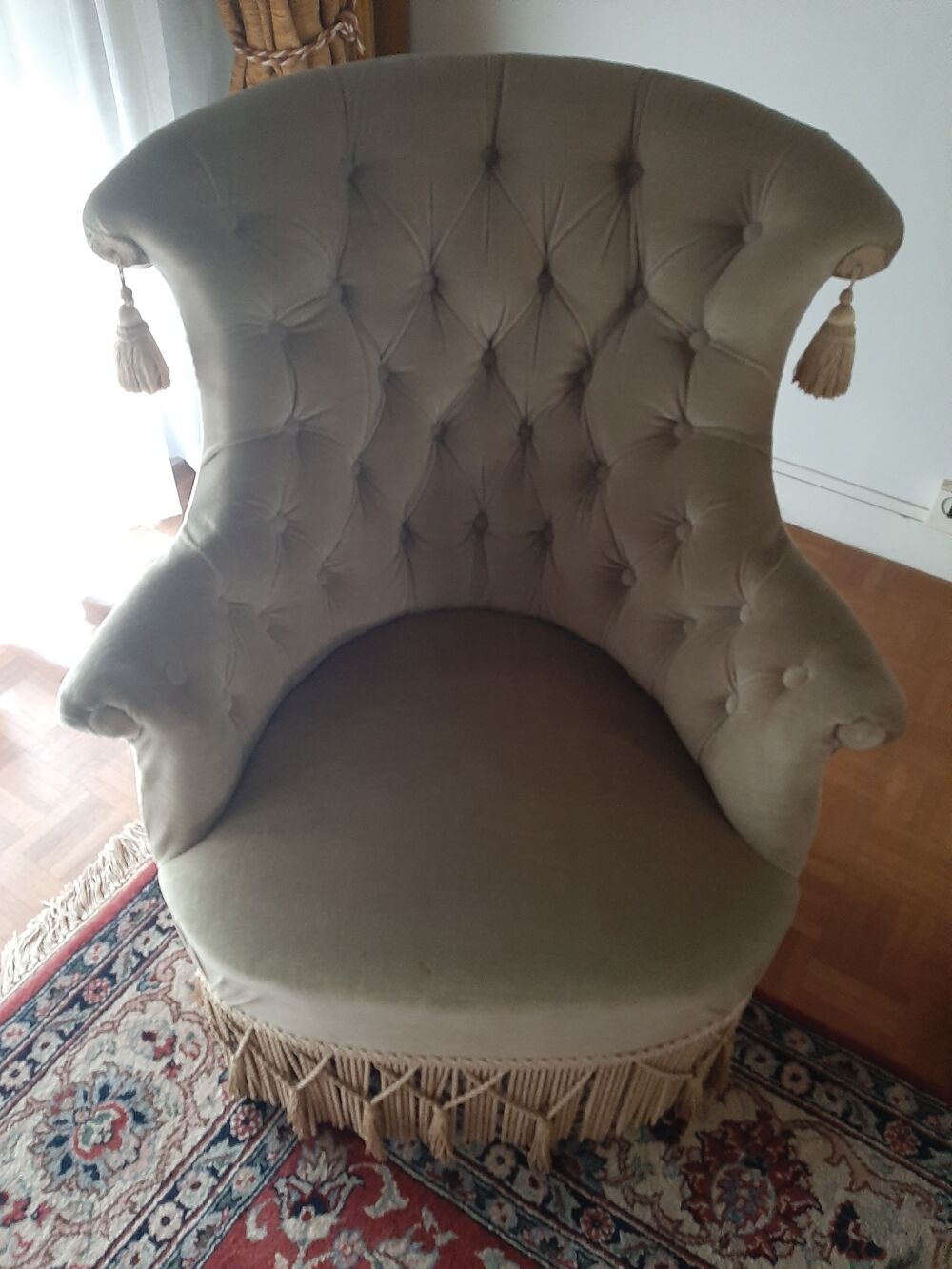 Fauteuil crapaud beige Meubles