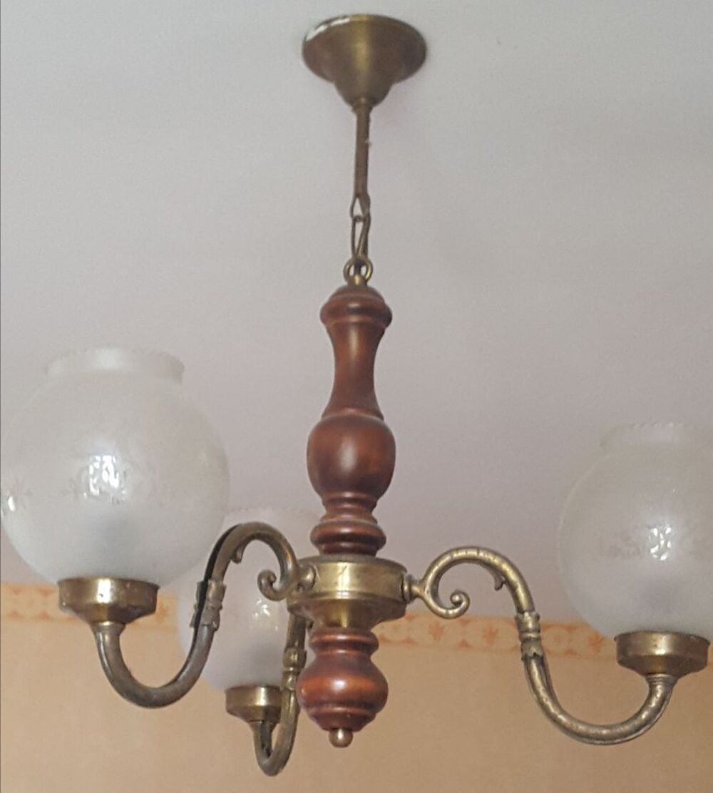 Lot de 2 lustres r&eacute;tro Décoration