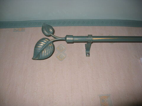 Tringle � rideau Feuille 17 Villeneuve-Saint-Georges (94)