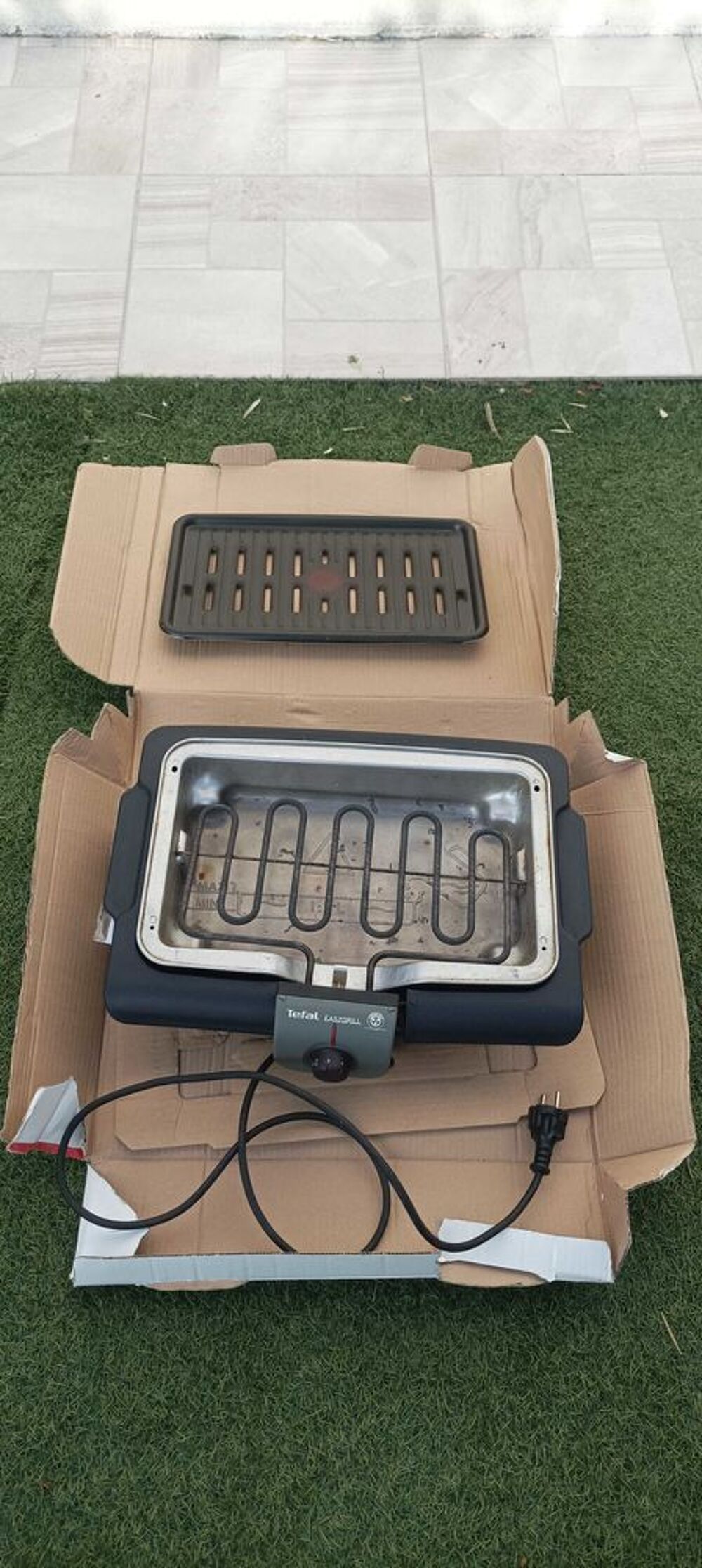 Grill Tefal Easy Grill €" Tr&egrave;s peu utilis&eacute;, complet Electroménager