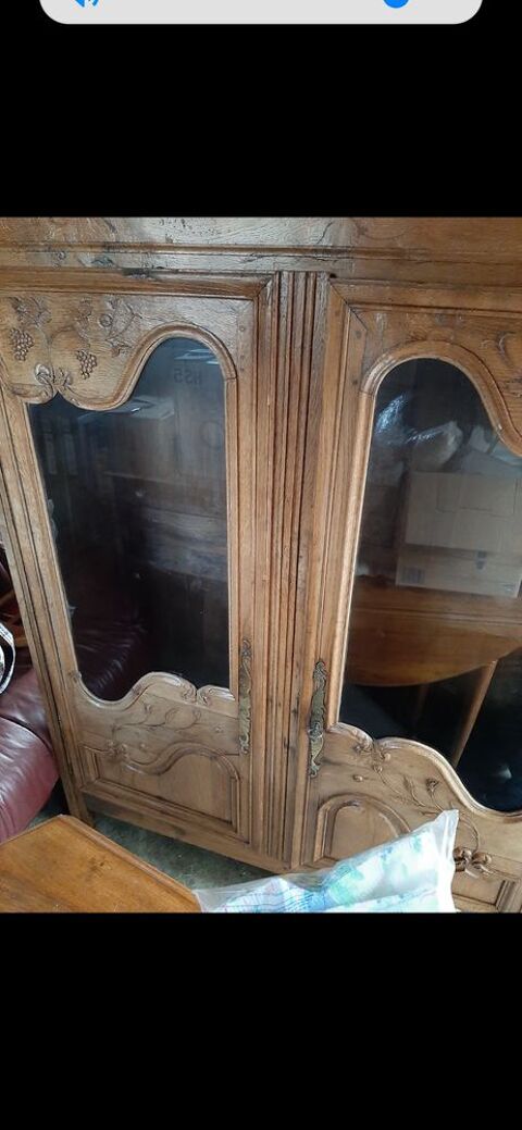 ancienne biblioth�que avec chapeau  ( manque sur la photo) 250 Ingersheim (68)