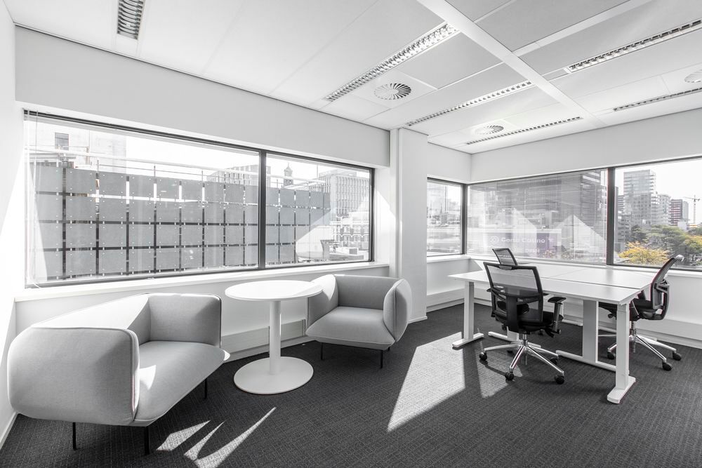   Espace de bureau privé pour 3 personnes à Marseille Les Docks  