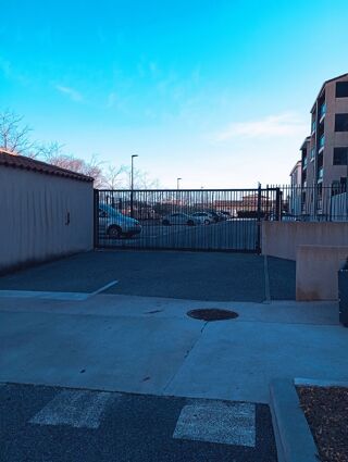  Parking / Garage � louer 12 m�