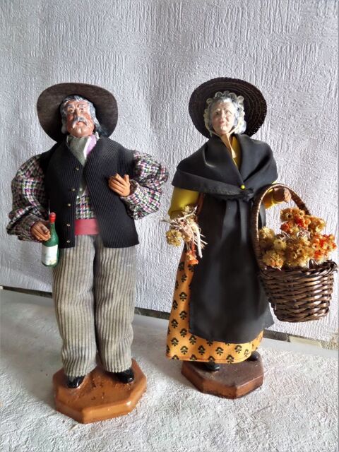 figurines en terre cuite 25 Lyon 8 (69)