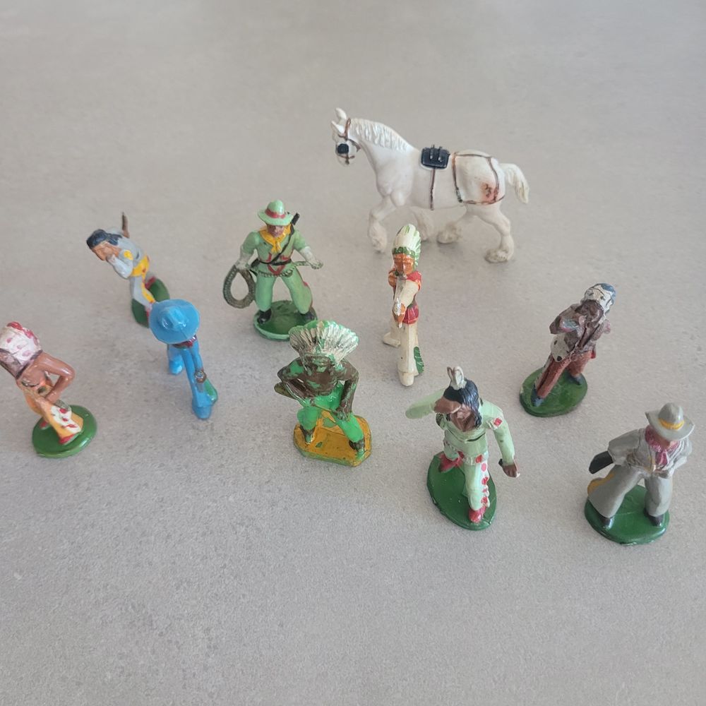  PETITS SOLDATS QUIRALU Jeux / jouets