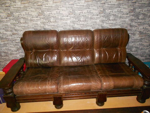 Salon cuir et bois, 3-2-1 250 Wattrelos (59)