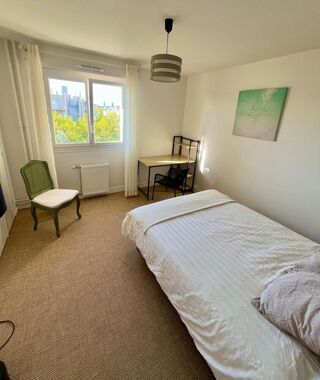  Colocation à louer 5 pièces 80 m²