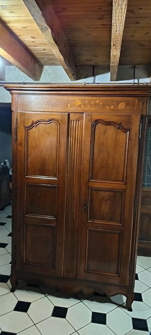 Armoire régency noyer massif 2200 Grenoble (38)