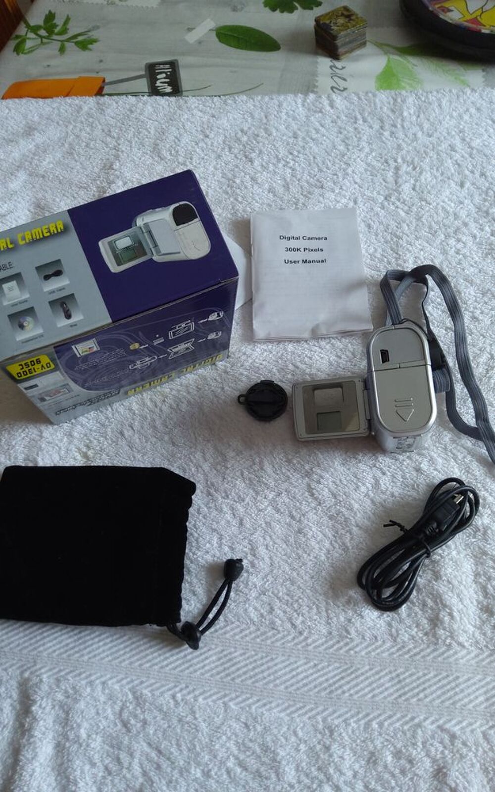 Mini cam&eacute;ra digitale DV-1300 905C - NEUVE Photos/Video/TV